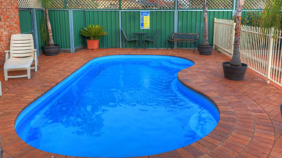 Endeavour Court Motor Inn Dubbo Extérieur photo