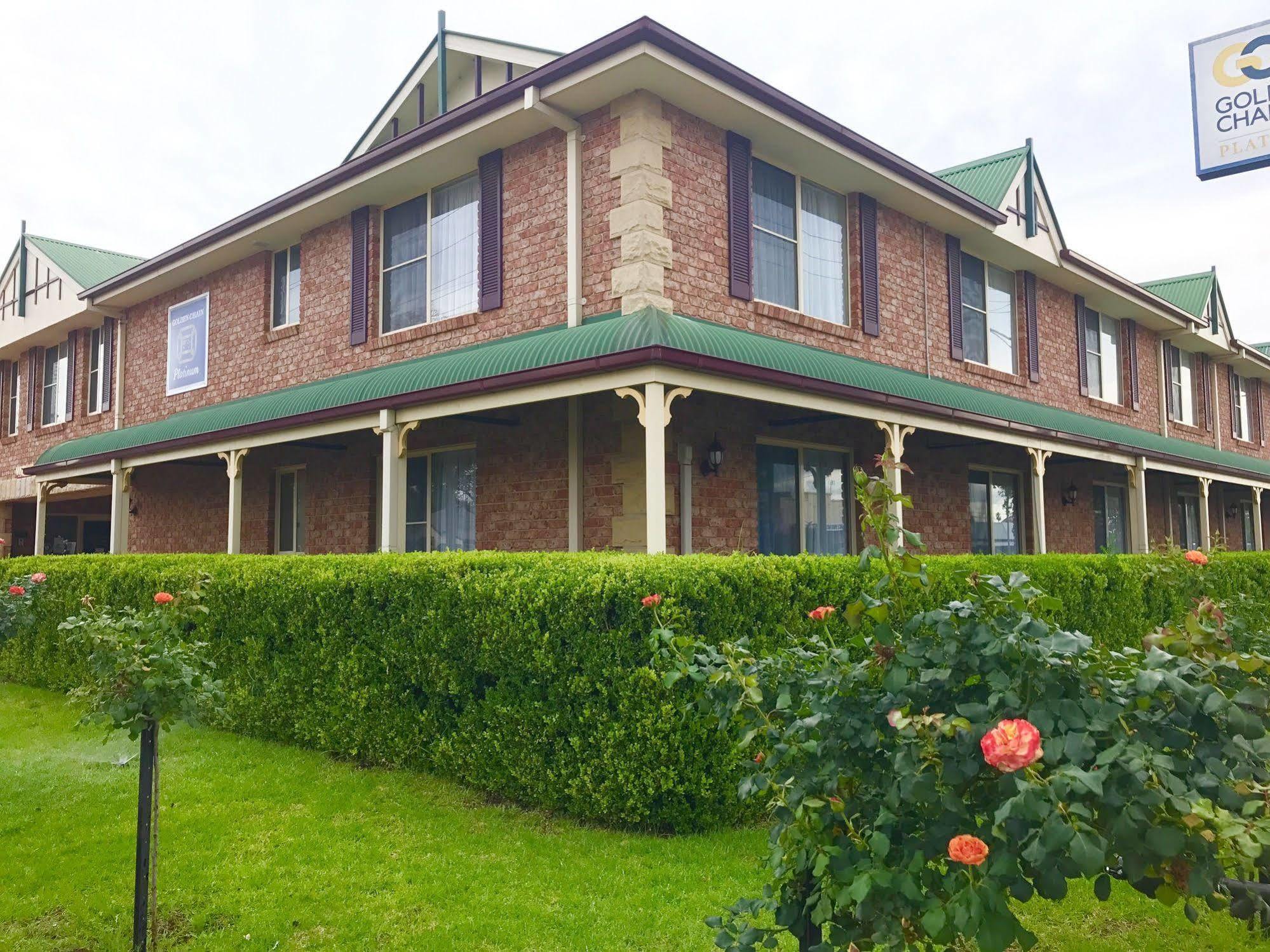 Endeavour Court Motor Inn Dubbo Extérieur photo